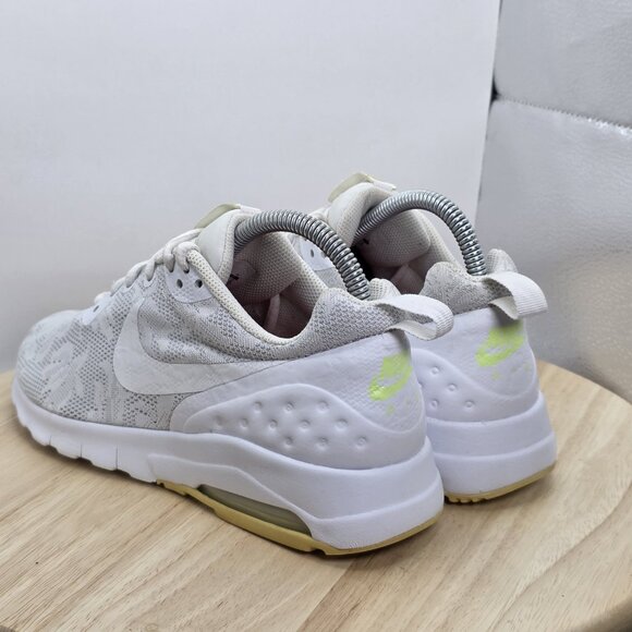 Nike Air Max Motion LW ENG  902853-100 Women's Shoes Size 8.5 - Picture 7 of 9